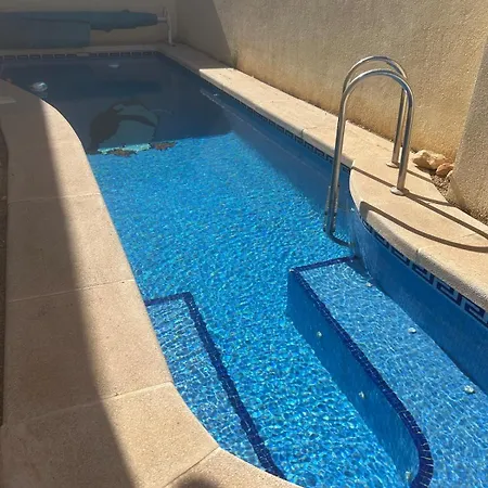 Сasa de vacaciones Maison 3 Avec Piscine Privée *
